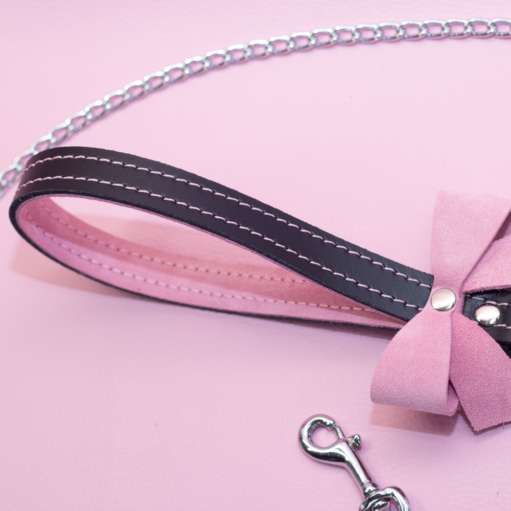 Black Leather Leash with Pink Suede Lining